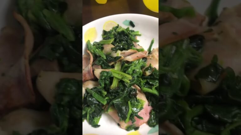 だし巻きとほうれん草とベーコンの炒め物#shorts#冷凍ほうれん草#ベーコン#卵#だし巻き卵