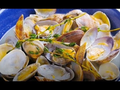 おつまみに最適！あさりのハーブ蒸し