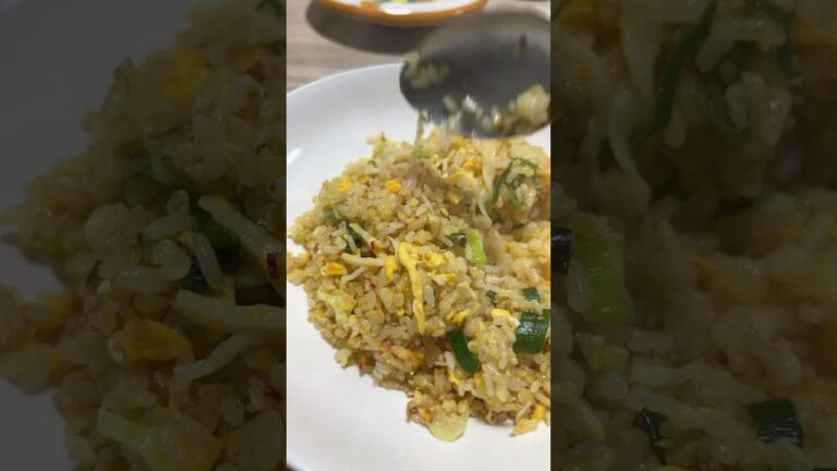 カニカマパラパラチャーハン　いっちょ上がり😋