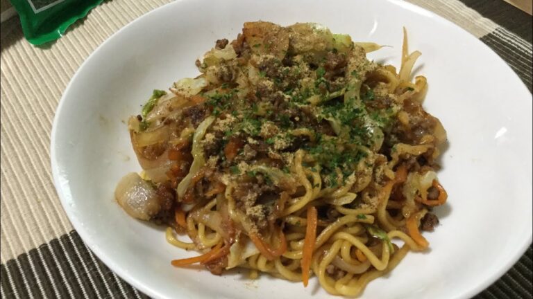 ひき肉ソース焼きそばの作り方教えます❤️コツは麺だけ炒めてください。オリジナルソースが美味いですね😄作り方は別動画ご覧下さいませ。