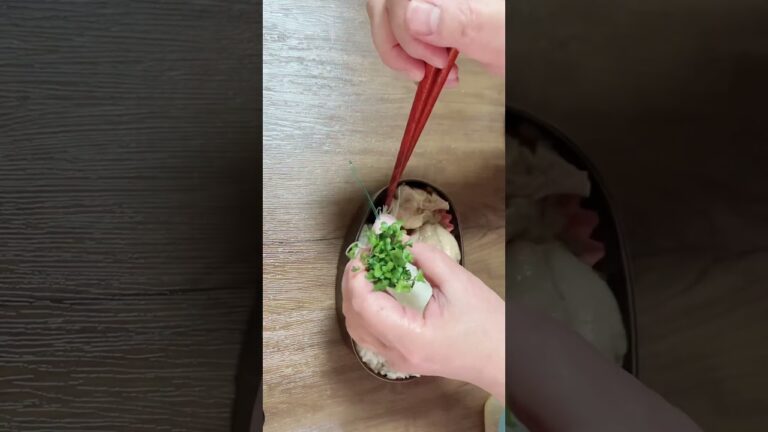 簡単お弁当作り／おかずは作り置き切り干し大根／鶏もも肉／ブロッコリースプラウトのハム巻き／焼き鮭／たまご焼き