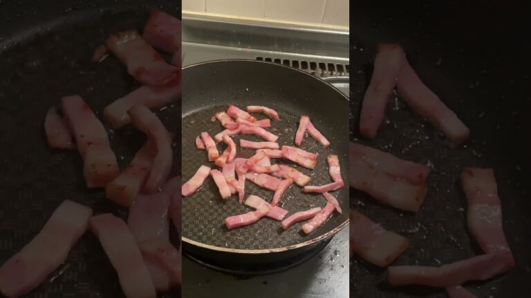 【15分3品レシピ】ベーコンの青椒肉絲&レンチンツナ缶茄子&ピーマンの味噌汁【自炊日記】#Shorts