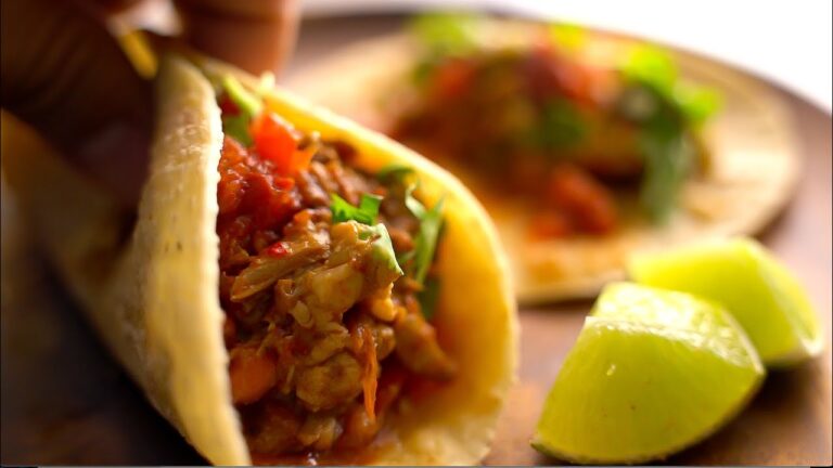 旨すぎる！【至高のタコスと２種類のサルサ】本番メキシコの味