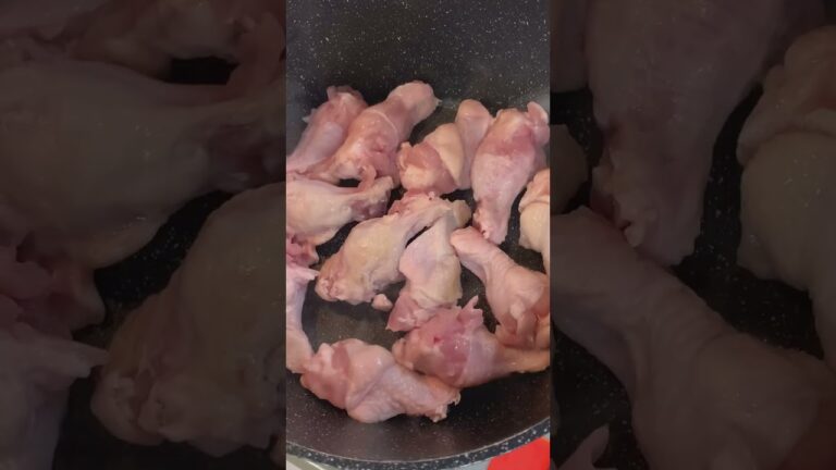 鶏手羽元と大根のサッパリ煮を作る主夫。Simmered dish #asmr #料理 #cooking #shorts