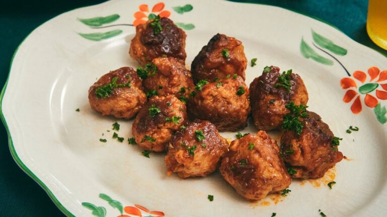 捏ねない揚げない！簡単豚こまのミートボール