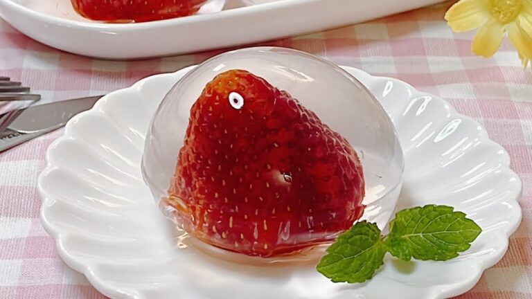 まるごといちごゼリー Strawberry jelly