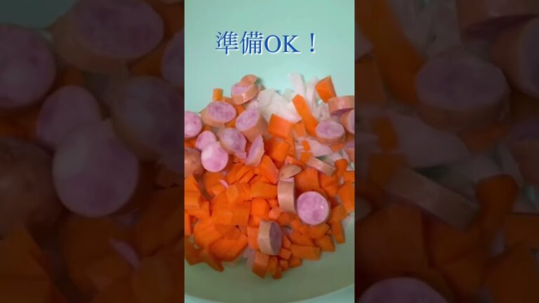 スープに困ったらこれ！適当ズボラスープ！　#shorts  #玉ねぎ#にんじん #ウィンナー #コンソメ #鶏ガラ #スープ#適当 #ズボラ料理