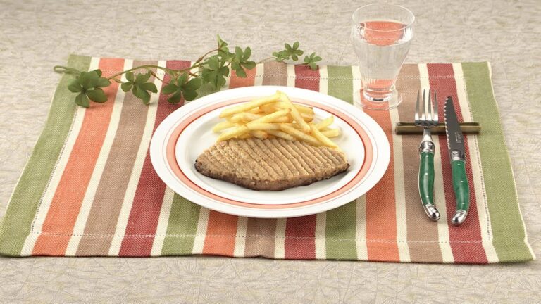 【DAIGOも台所】しょうが風味のシャリアピンステーキ｜「いい肉の日」に豪華な食卓♪