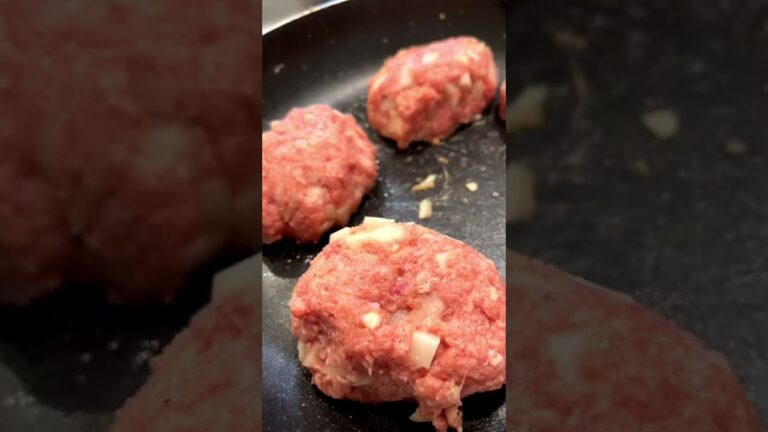 【余った餅捨てるの禁止】餅ハンバーグ！