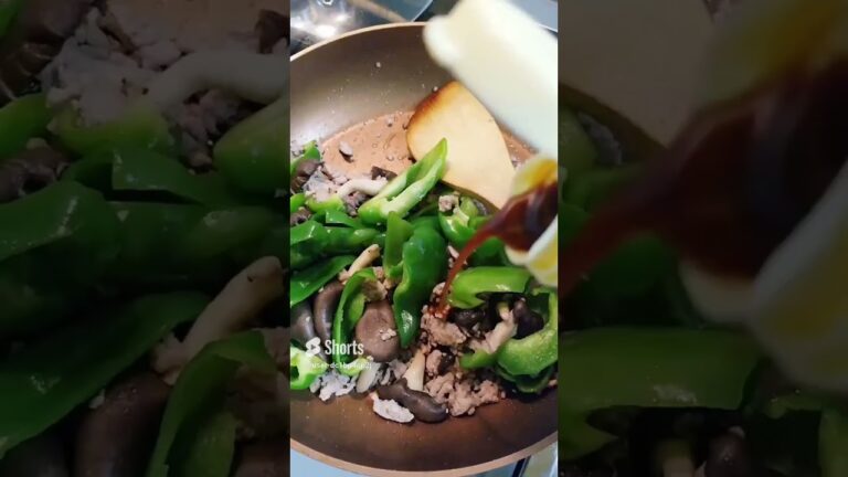 ピーマンとヒラタケ炒め #food #cooking #cookingfood #japanesefood