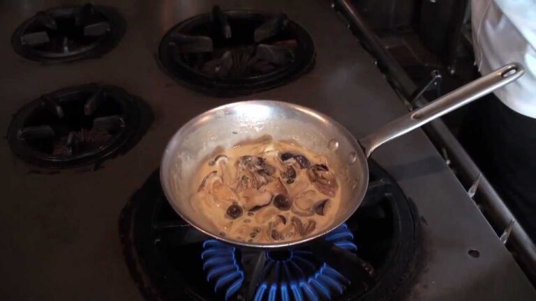 Domani クッキングレッスン《サーモンのクリームパスタ》