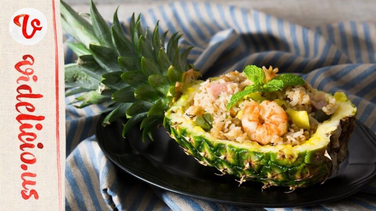 おうちで南国気分♪フルーティーな甘酸っぱさがやみつきのパイナップルチャーハン｜How to make Pineapple Fried Rice
