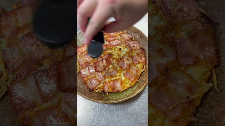 女将のごぼうベーコンチーズガレット