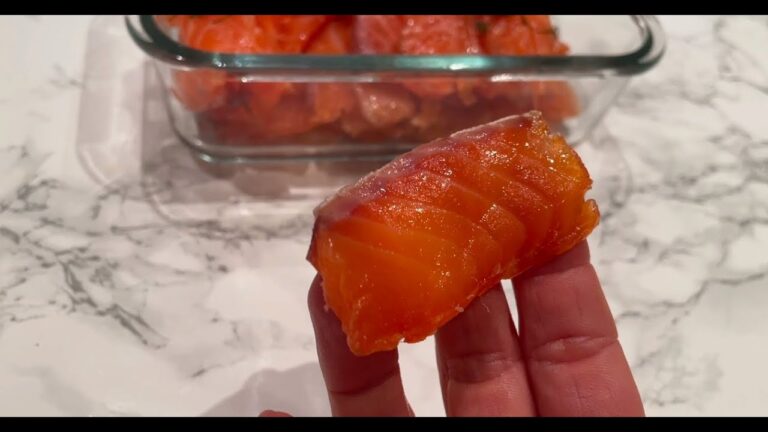 Gravlax, Salmon marinado,ideal para aperitivos, tostas y ensaladas.