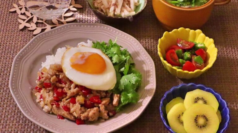 【料理】ガパオライス・タイ風春雨スープ・オクラとミニトマトのサラダ