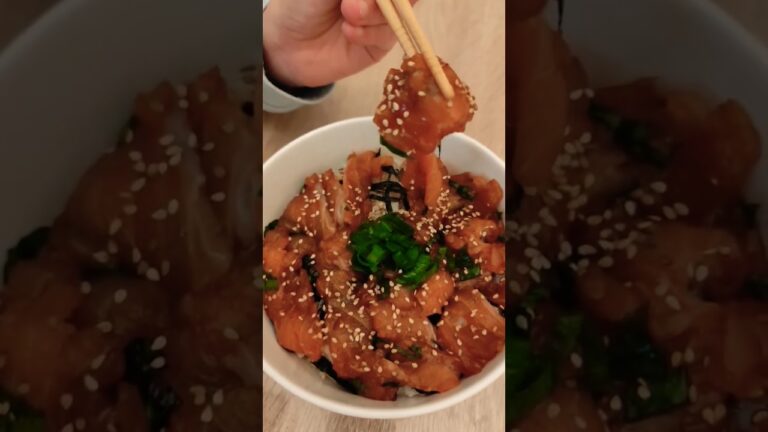 サーモン漬け丼！信じられないおいしさ😋#海外生活 #japon #国際カップル #国際夫婦 #funny #sushi #太らないレシピ #海鮮丼 #サーモン #さしみ #和食