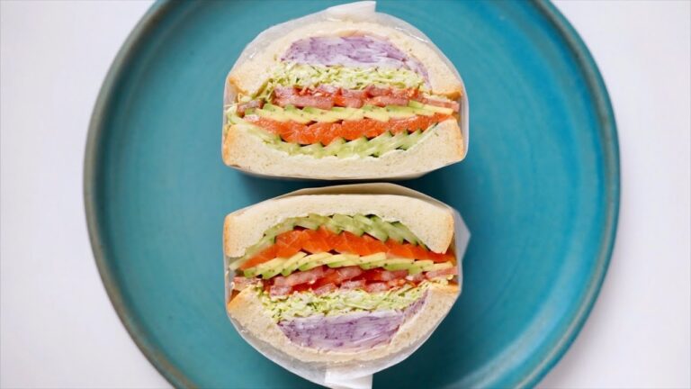 【サーモンの彩りサンド】野菜たっぷりヘルシー沼サン！