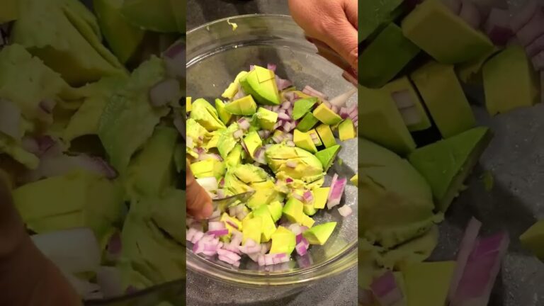 アボカドサラダ｜ワカモレ｜簡単おつまみ｜おうち飲み #Shorts