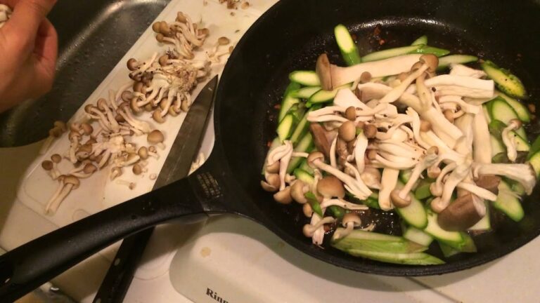 アスパラとブナシメジ。エリンギのバター炒め　菌活　yastutabeaクッキング