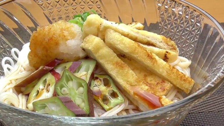 赤オクラの冷やしきつねそうめん