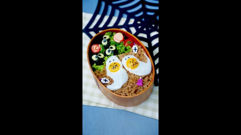 【目玉焼きでこんな技ができるなんて知らなかった..！！】オバケ目玉焼きの作り方 / Happy Halloween! Ghost Egg #Shorts