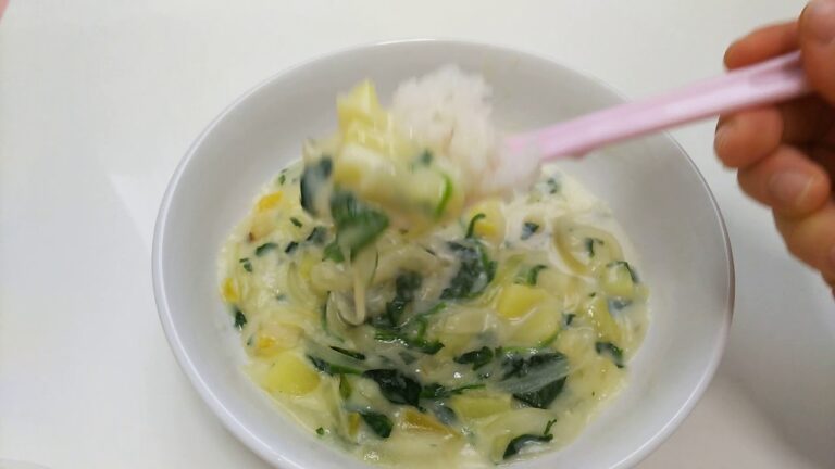 食事動画　ほうれん草のクリームシチュー 【あきねねちゃんねる】