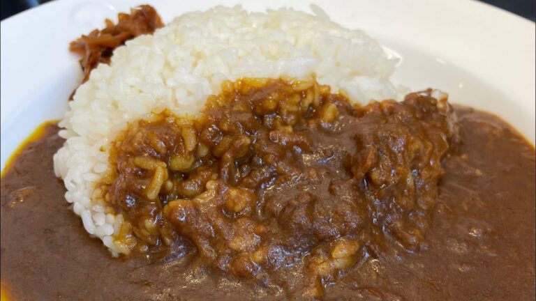 ほろほろの牛肉がたっぷり入った「大盛りビーフカレー」を松屋で食べてみた
