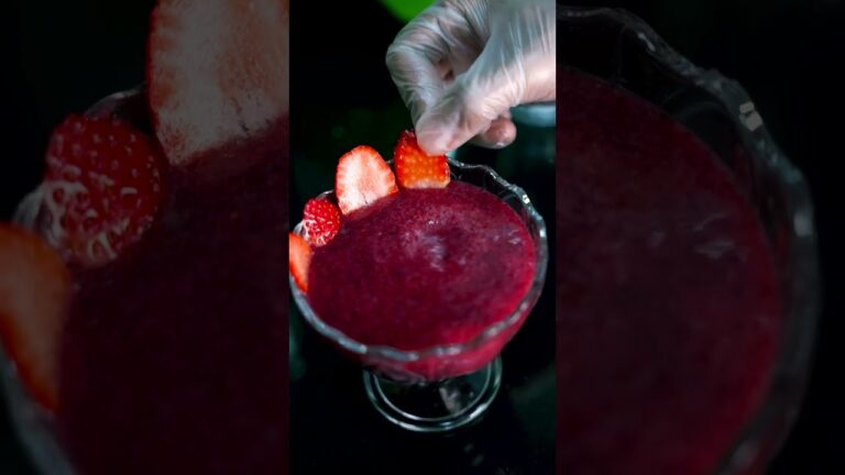 Berry blast in a glass! 🍓🫐