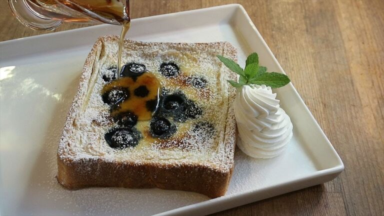 【おうちカフェ】食パンを器にしたパンプディングの作り方・簡単レシピ Easy Bread pudding Recipe｜Coris cooking