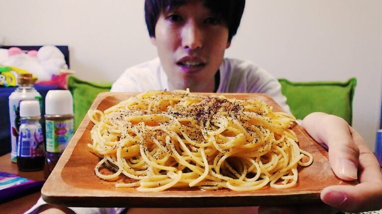 【ズボラ飯】不健康で中毒性ありまくりの具なしパスタ！！