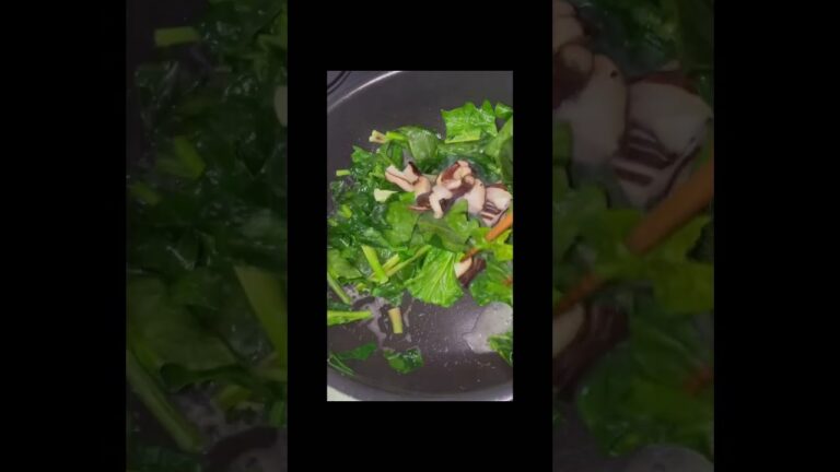 ほうれん草バターソテー　#かんたんレシピ #かんたん料理 #ほうれん草 #コーン