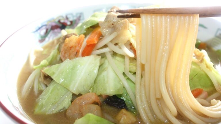 ちゃんぽんの作り方。家でも簡単！※旧レシピです。最新版はhttps://youtu.be/MTJ-jSTy704をご覧ください。