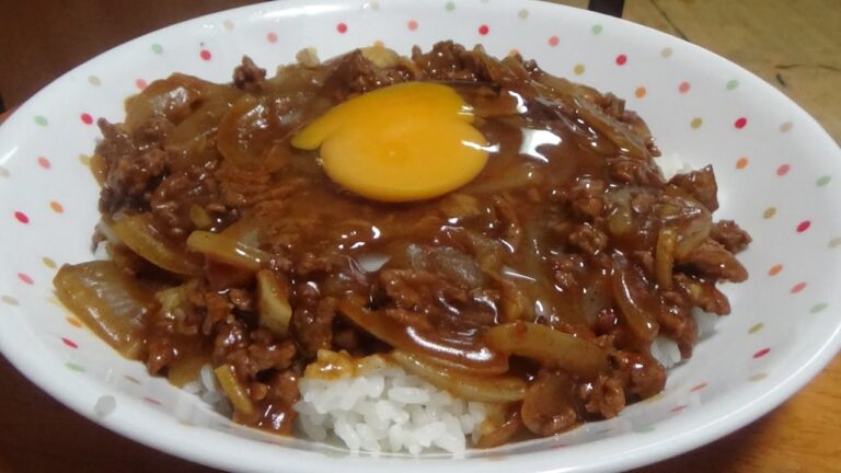 ひき肉と玉ねぎのキーマカレー風　作り方