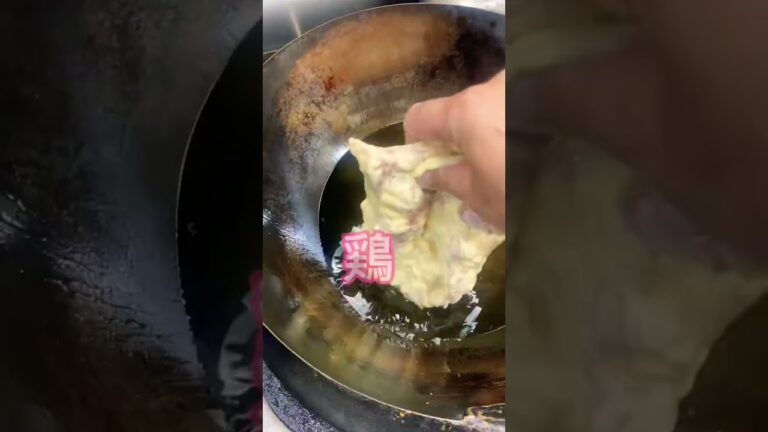 【簡単レシピ】鶏肉のそぼろ丼🔥🍚 #簡単レシピ #中華料理 #cooking #short #丼#レシピ