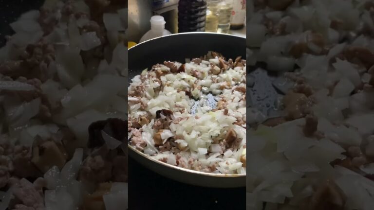 具沢山のミートソースを作りたかった旦那 #飯テロ #自炊 #料理 #男飯