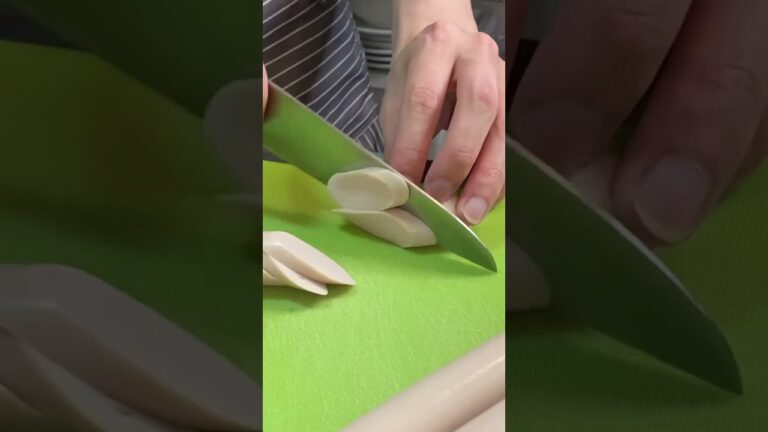 【ほんとは教えたくない】絶品魚肉ソーセージチップスレシピ！【飯テロ】