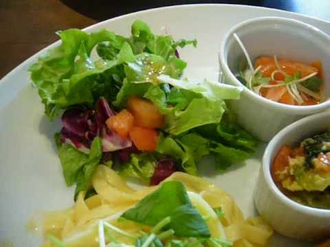 オシャレなカフェでランチ～♪