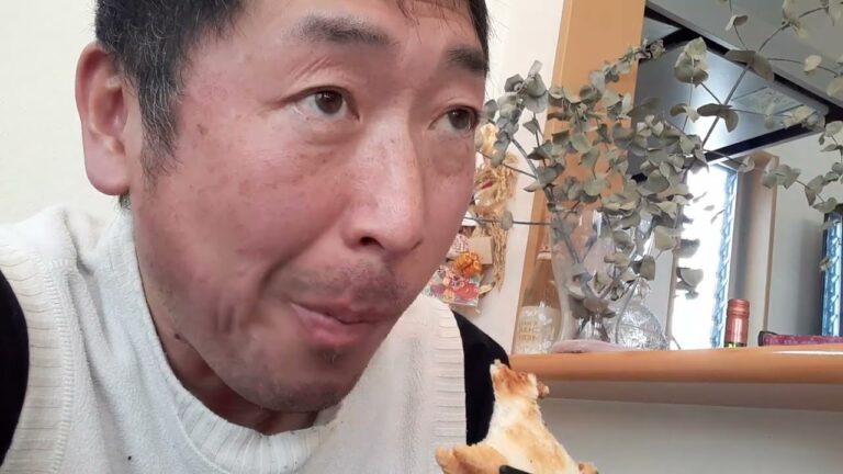 ハニーマスタードチキンのサンドイッチを作りましたよ。