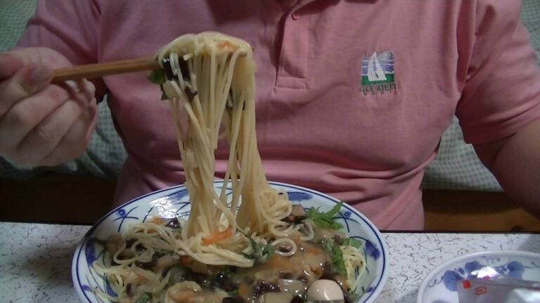 ［一人deごはん］うま過ぎ！レトルト第3弾！「中華丼」で「中華あんかけパスタ」200g！