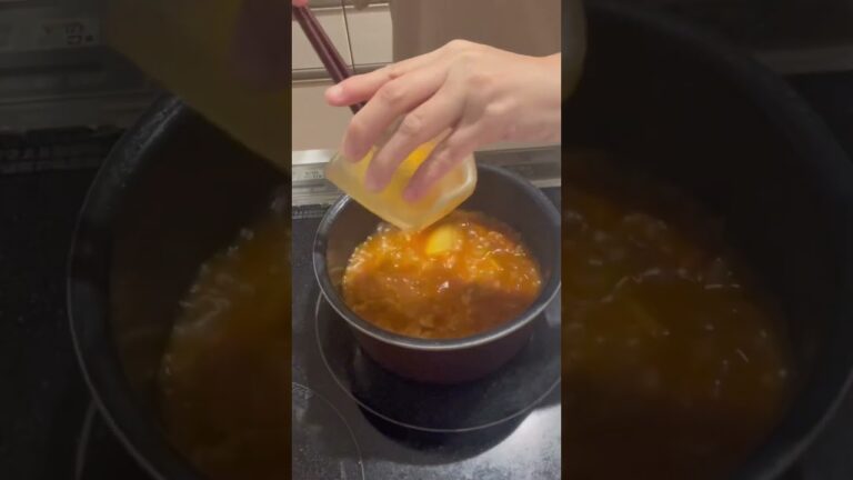 キムチ雑炊❤️寒い日体も心も温まる😋✨ #shorts #つくってみた #キムチ雑炊#寒い日