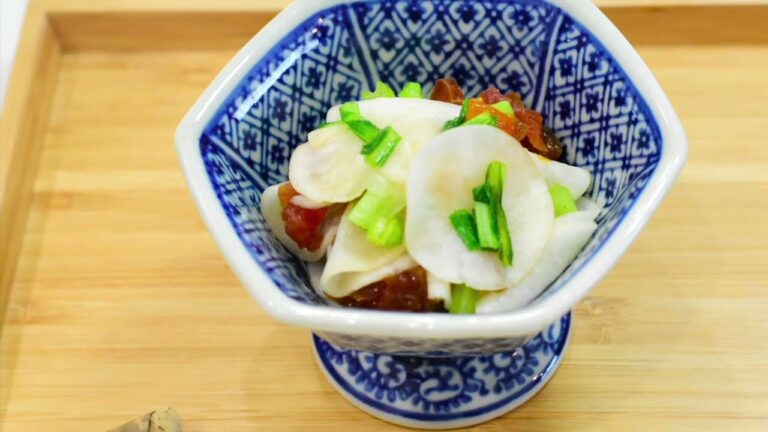 ベランダ干し柿とカブ のマリネ