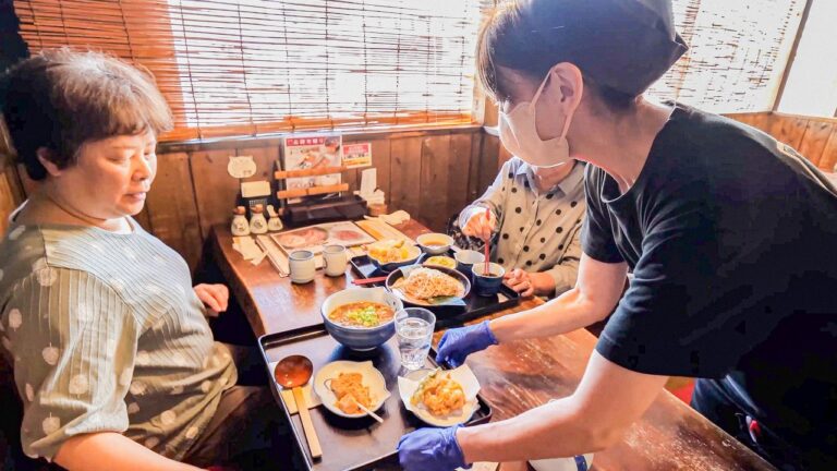【京都兵庫グルメ】毎日通いたくなる名店特集「何食っても美味しい」と大絶賛の常連客が開店前から大行列！｜Tempura and Udon Restaurant : Japanese style