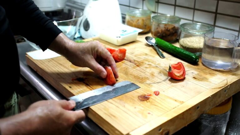 冷や汁の作り方　絹ごし豆腐を入れてみました