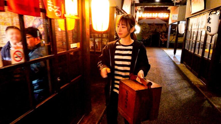 働き者の看板娘と鉄人店主が躍動する爆売れ屋台！福井石川富山ラーメン９選丨Japanese Street Food