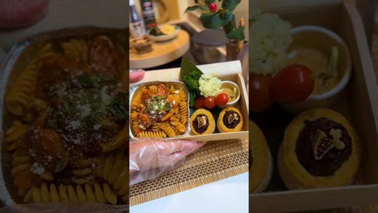 【鶏ガラケチャップパスタ】と【シャキシャキ蓮根バーグ】#bento #お弁当