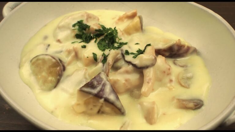 鶏肉ときのこのクリーム煮　シュクメルリ風