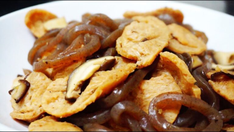 【料理・Cooking】糸こんにゃくと大豆のお肉(大豆ミート)、しいたけの適当な炒め物【菜食】