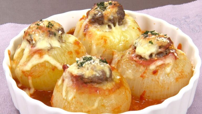 玉ねぎのファルシー トマトソース煮【キチキチキッチン】