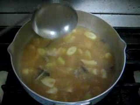 Miso soup of a bamboo shoot　たけのこの味噌汁