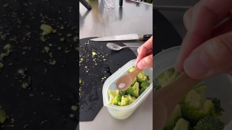 レンジで簡単！ブロッコリーの胡麻和え♡最高の副菜